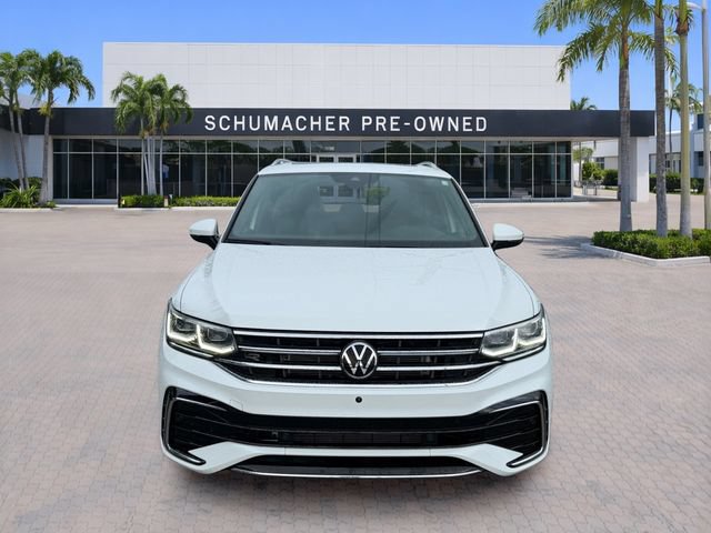 Used 2023 Volkswagen Tiguan SEL R-Line AWD/4WD image 2