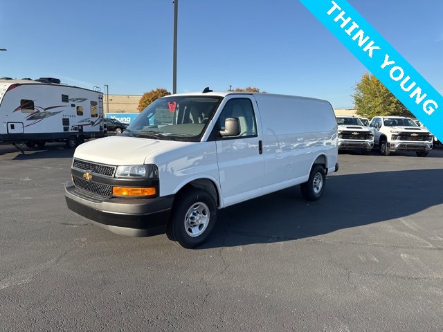 New 2025 Chevrolet Express 2500 w/ Enhanced Convenience Package image 3