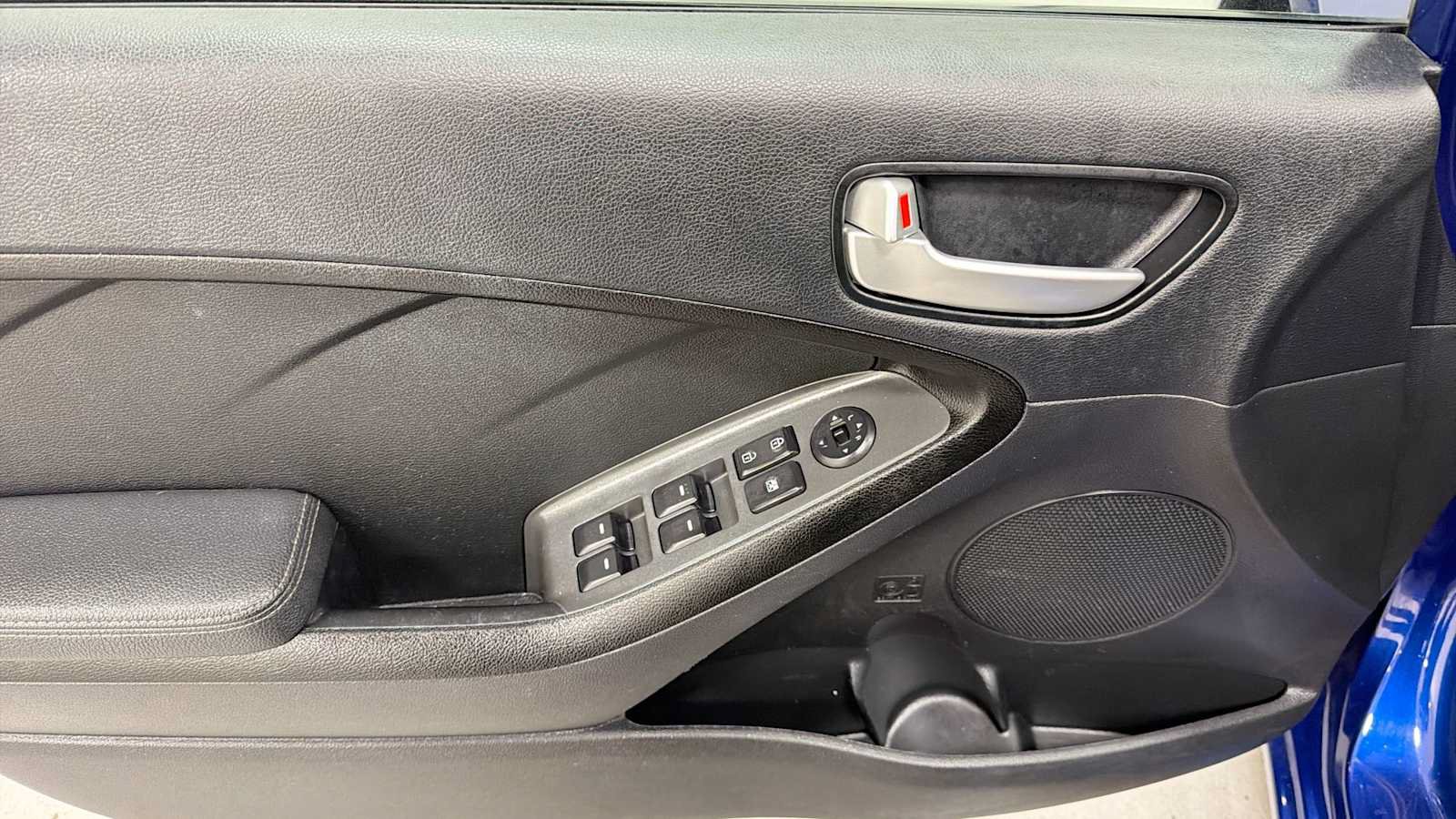 Used 2017 Kia Forte LX w/ LX Popular Package FWD image 15