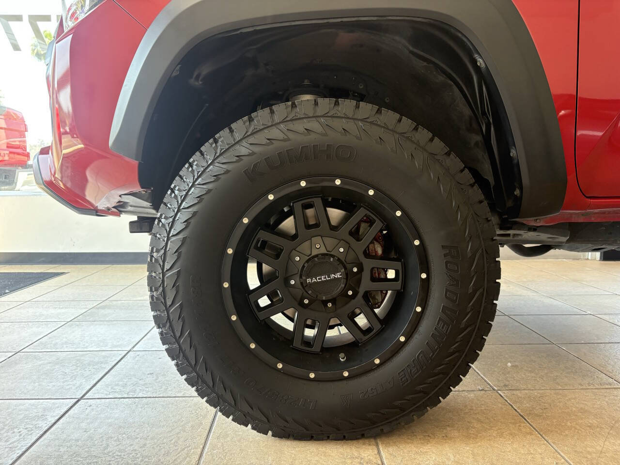Used 2016 Toyota Tacoma TRD Off-Road w/ Towing Package RWD image 5