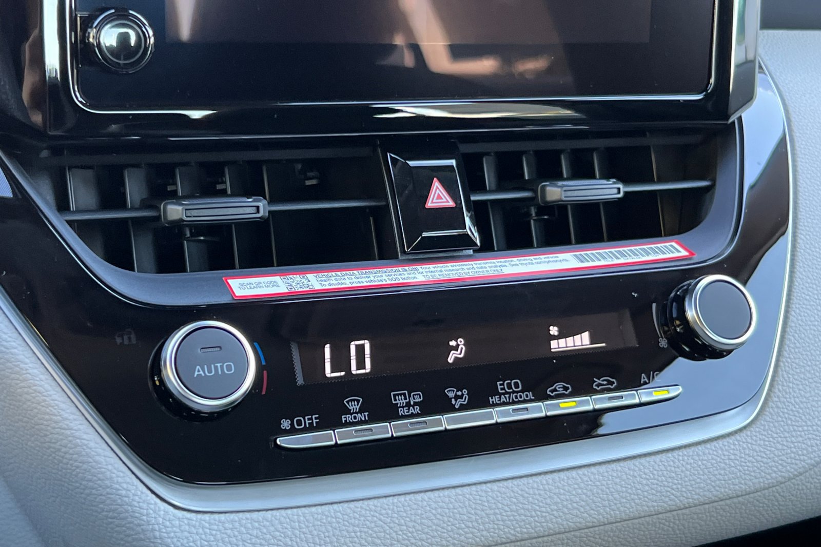 New 2027 Toyota Corolla LE w/ LE Premium Package FWD image 20