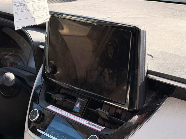 Used 2024 Toyota Corolla LE w/ LE Convenience Package image 16