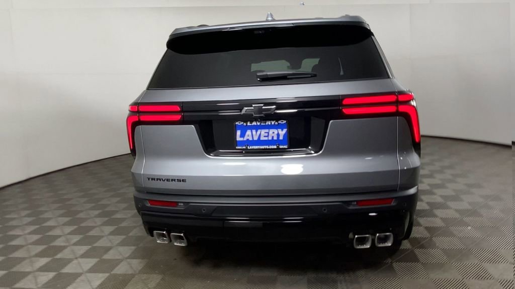 New 2026 Chevrolet Traverse LT w/ Midnight/Sport Edition image 9
