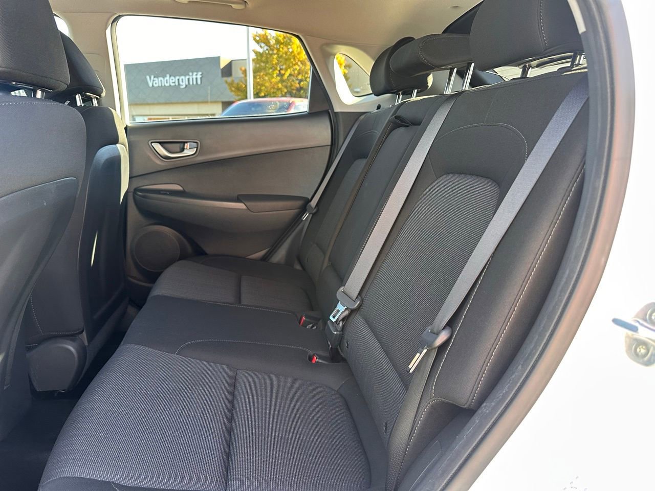 Used 2022 Hyundai Kona SEL w/ Convenience Package image 16