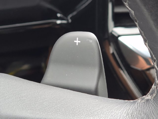 Used 2023 Chevrolet Silverado 1500 LT AWD/4WD image 21