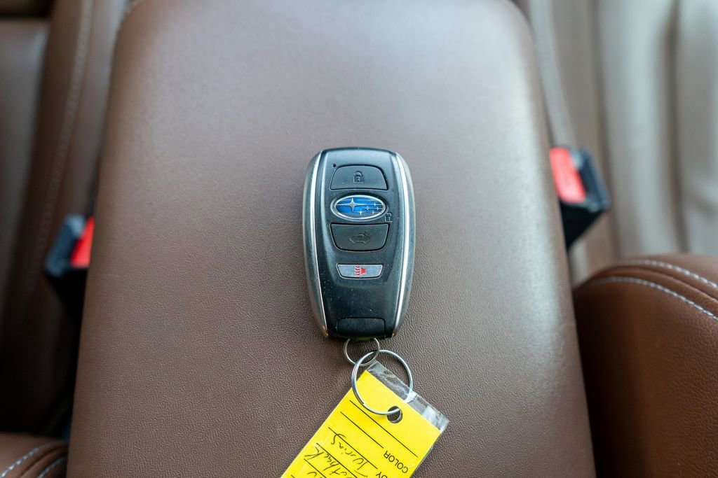 Used 2022 Subaru Outback Touring image 32