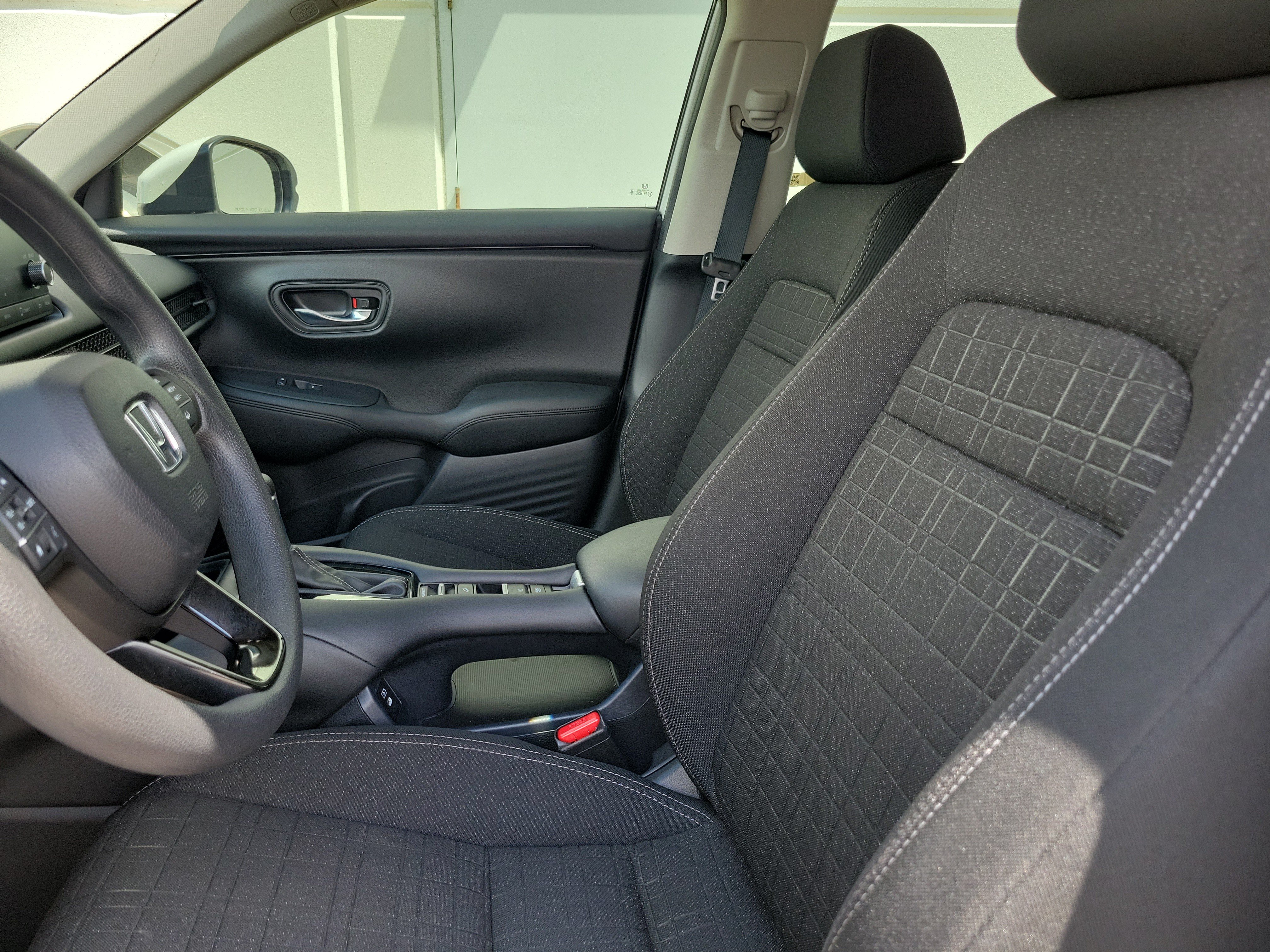 Used 2024 Honda HR-V LX image 21