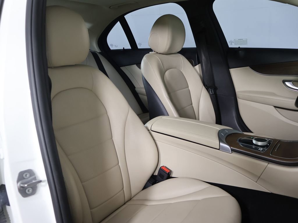 Used 2019 Mercedes-Benz C 300 4MATIC Sedan image 28