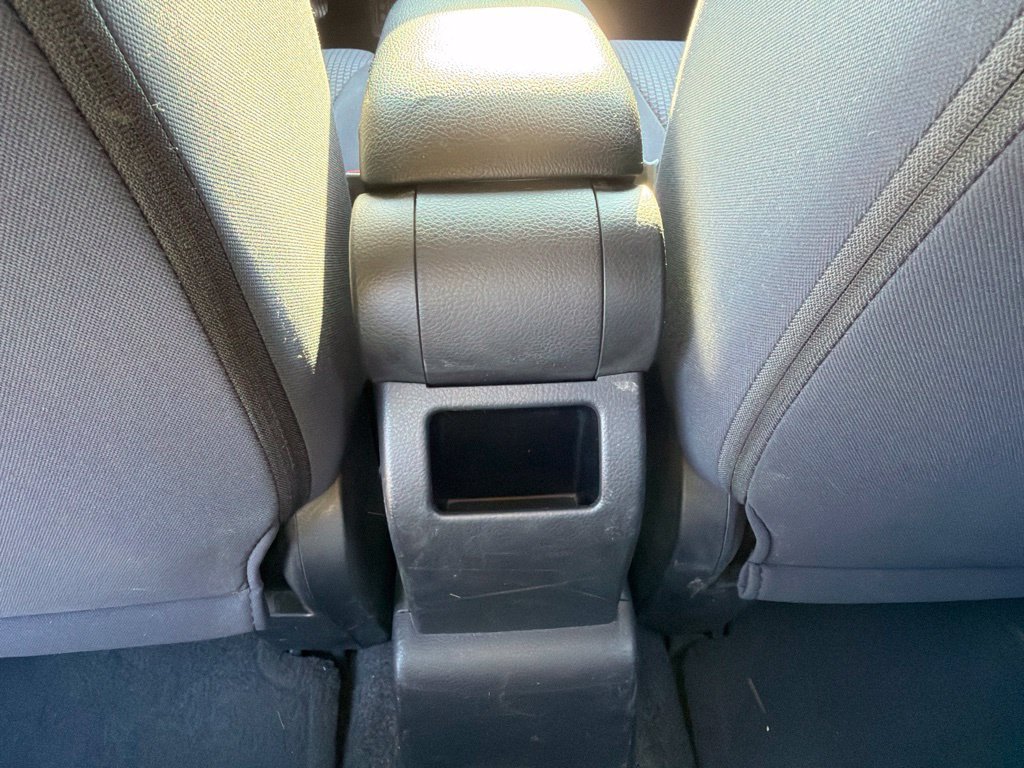 Used 2008 Nissan Versa Hatchback w/ Convenience Pkg FWD image 18