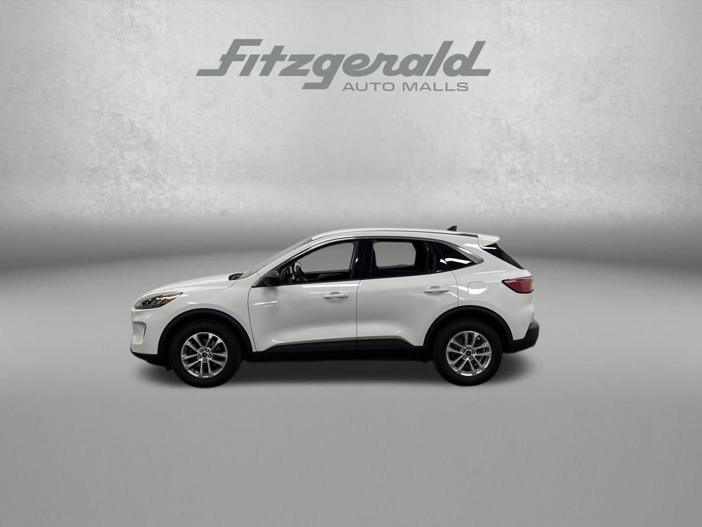 Used 2022 Ford Escape SE AWD/4WD image 2