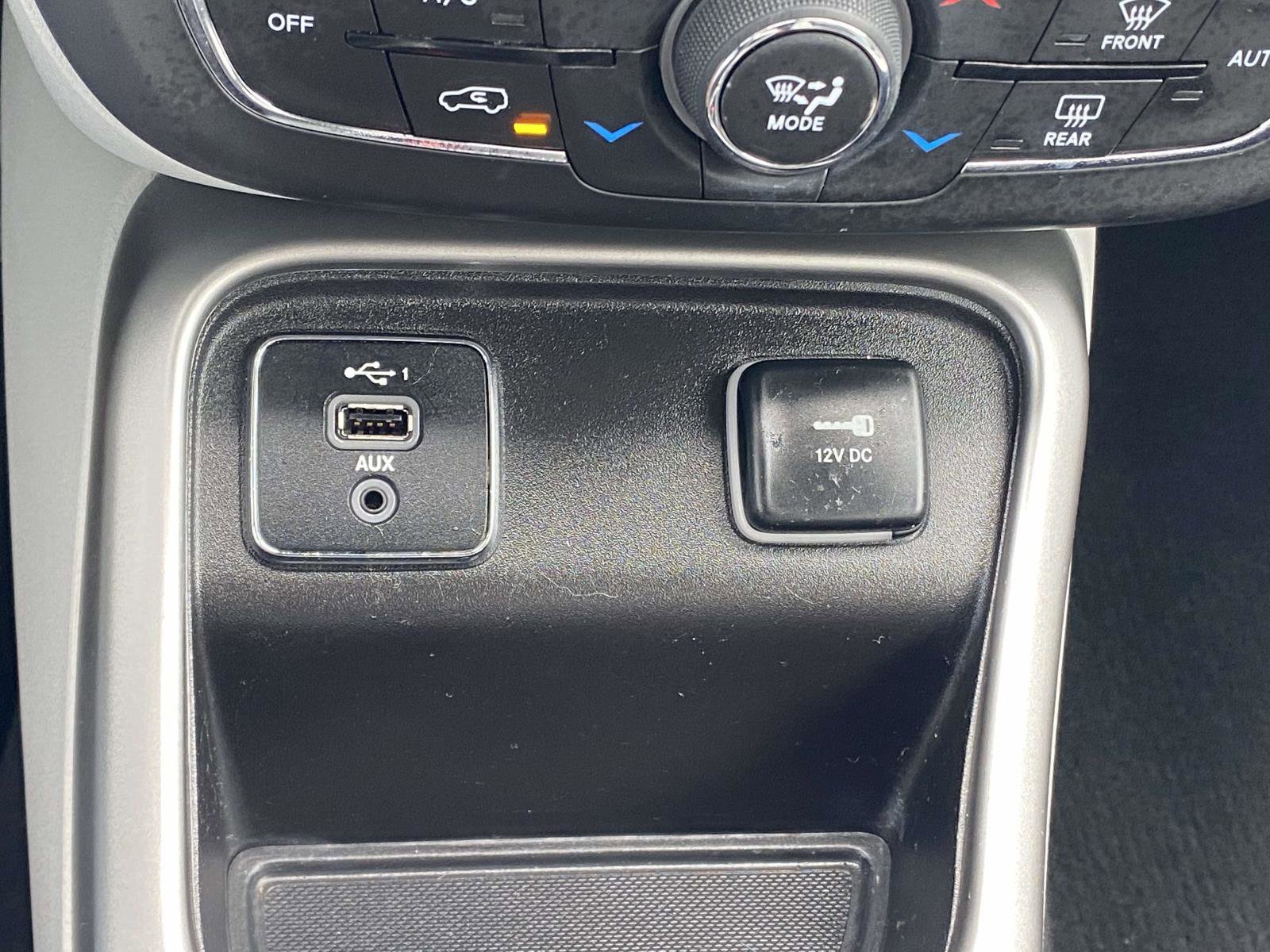 Used 2019 Jeep Compass Latitude image 29