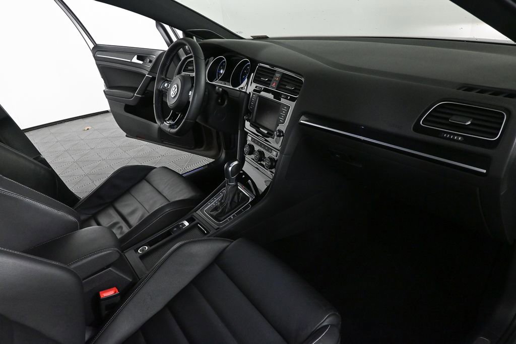 Used 2016 Volkswagen Golf R 4-Door w/ Driver Assistance Package image 22