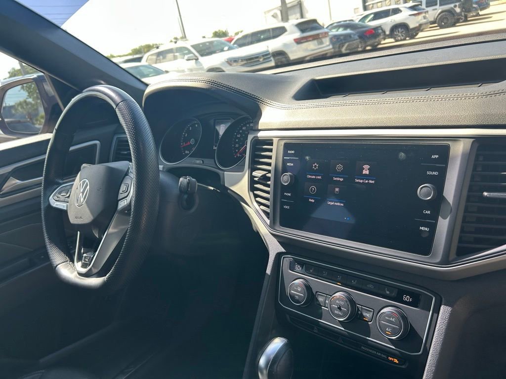 Used 2021 Volkswagen Atlas Cross Sport SE w/ V6 Towing Package FWD image 39