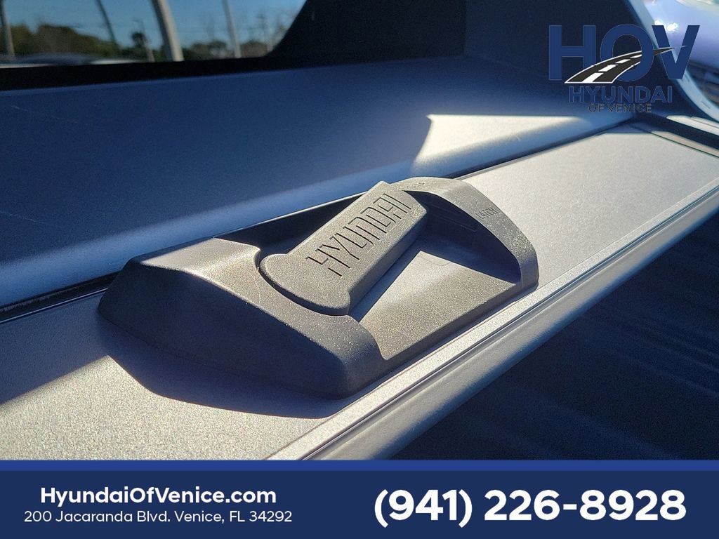 Certified 2024 Hyundai Santa Cruz Night image 18