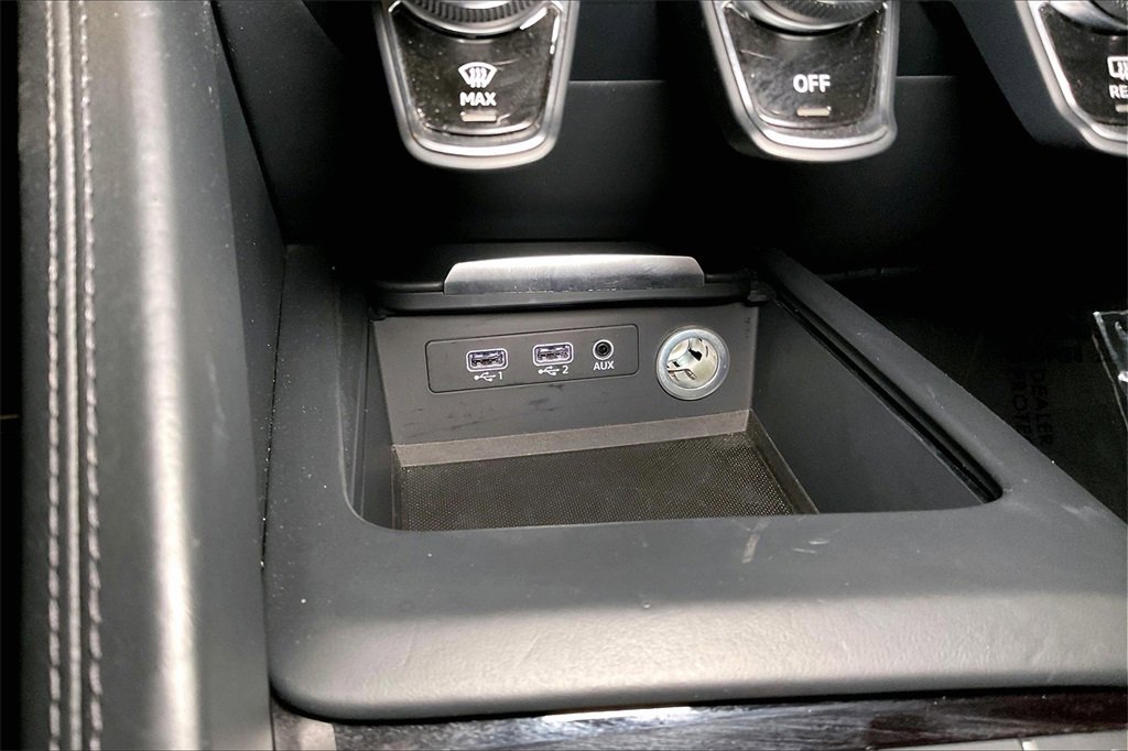 Used 2017 Audi R8 V10 image 35