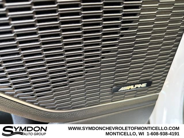 Used 2023 Jeep Grand Cherokee L Limited w/ Luxury Tech Group II image 16