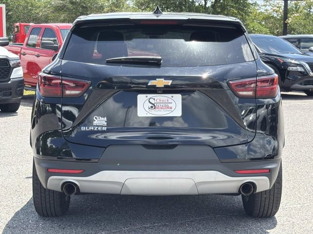 Used 2025 Chevrolet Blazer LT FWD image 7