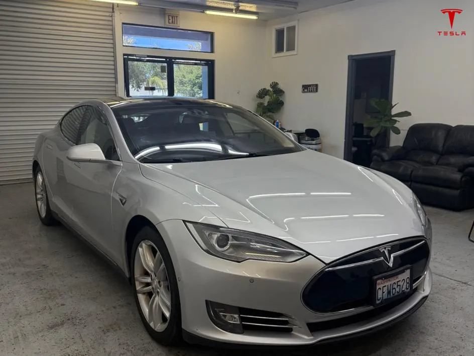 Used 2014 Tesla Model S P85D AWD/4WD image 1
