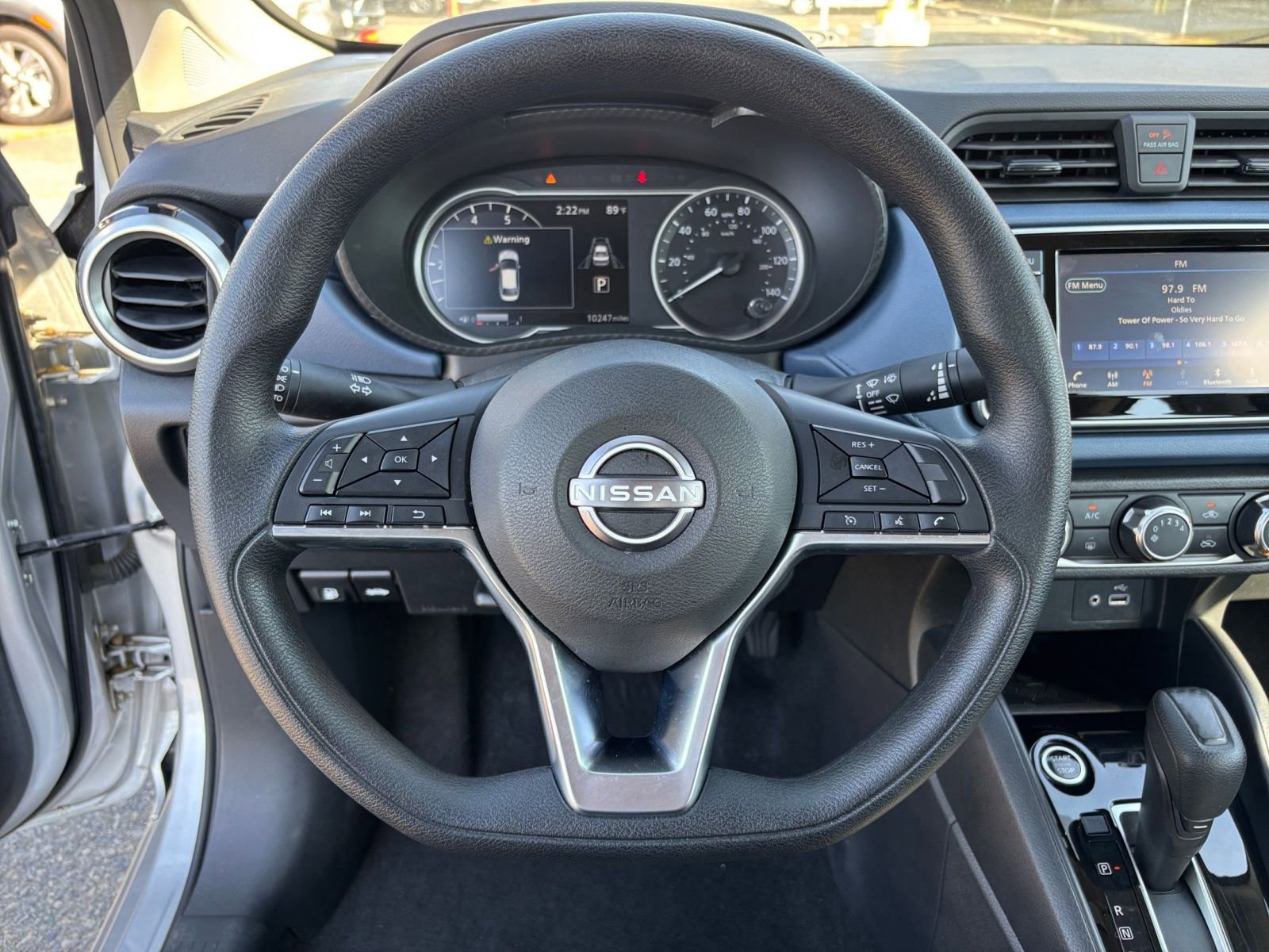 Used 2025 Nissan Versa SV image 25