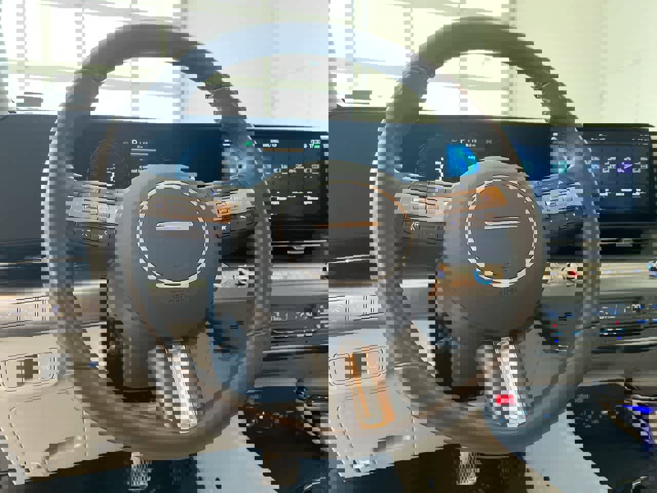 Used 2025 Hyundai Kona SEL image 14