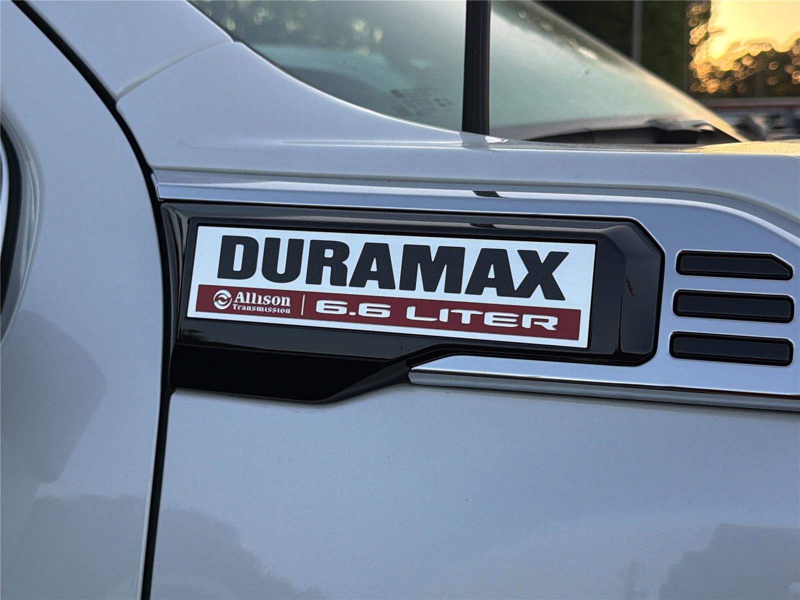 Used 2024 GMC Sierra 2500 Denali w/ Denali Reserve Package image 6