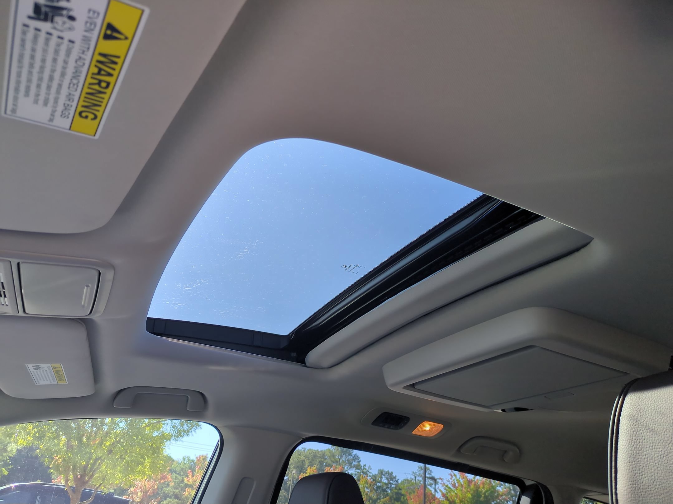 Used 2025 Honda Odyssey Elite image 26