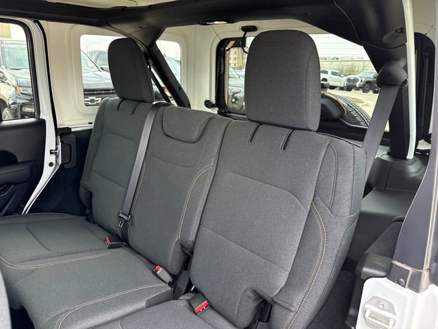 Used 2025 Jeep Wrangler Sport S image 30