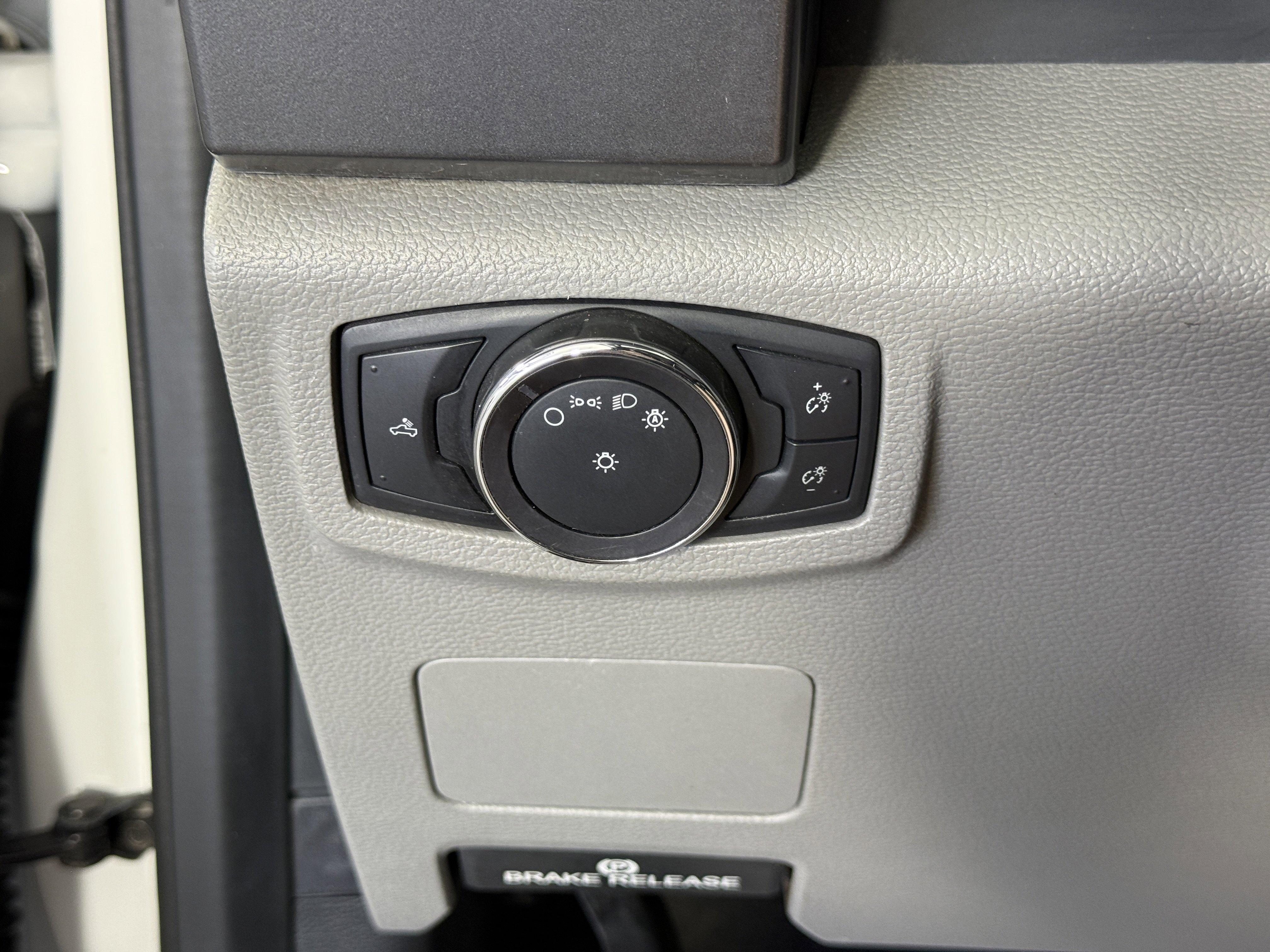 Used 2018 Ford F250 XLT AWD/4WD image 24