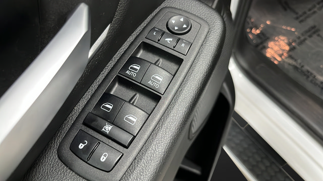 Used 2023 RAM 1500 Big Horn AWD/4WD image 21
