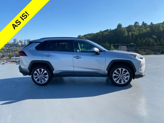 Used 2019 Toyota RAV4 XLE Premium w/ Advanced Technology Package AWD/4WD image 2