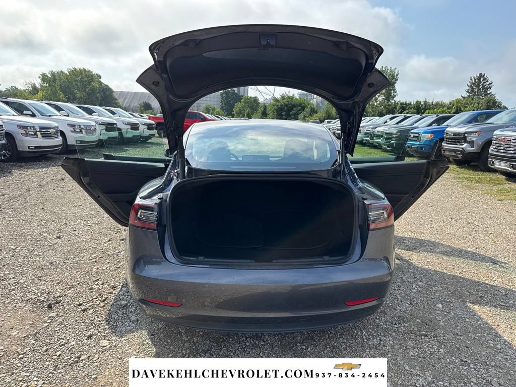 Used 2022 Tesla Model 3 Long Range AWD/4WD image 32