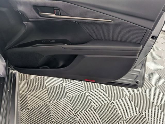 Used 2026 Toyota Camry SE w/ Convenience Package image 32