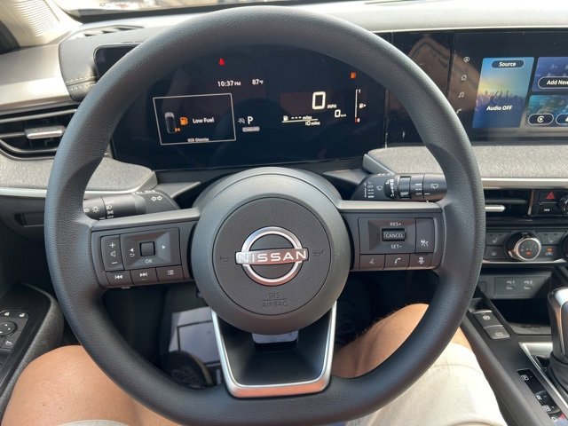 New 2025 Nissan Kicks SV w/ SV Premium Package image 12