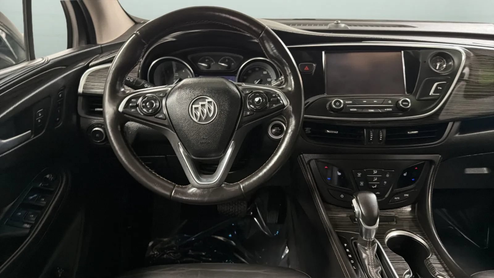 Used 2017 Buick Envision Essence FWD image 10