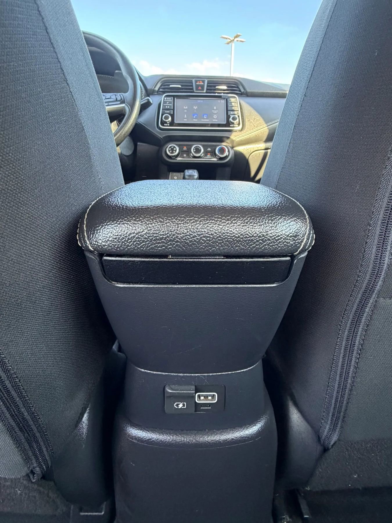 Used 2020 Nissan Versa S image 30