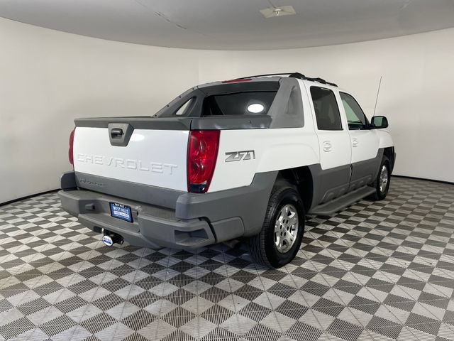Used 2002 Chevrolet Avalanche 4x4 w/ Off-Road Suspension Pkg image 17