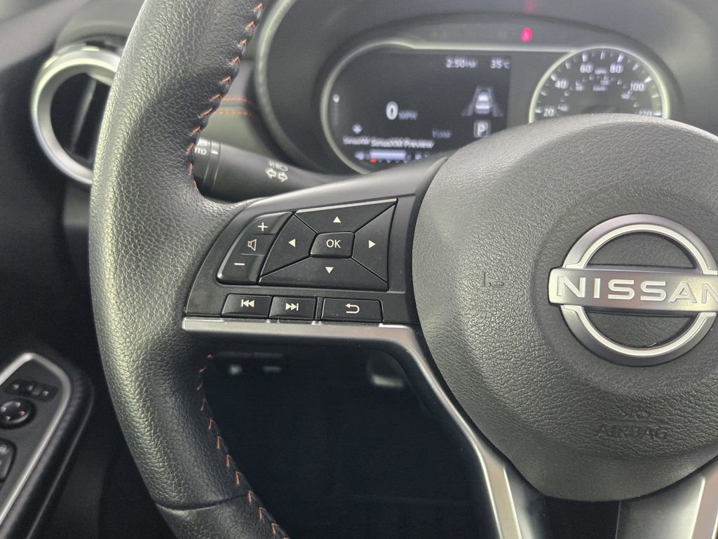 Used 2023 Nissan Versa SR w/ Trunk Package image 32