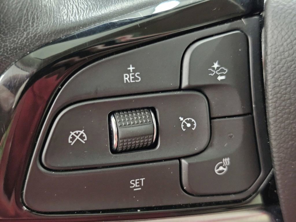 Used 2022 Buick Enclave Premium w/ Experience Buick Package image 43