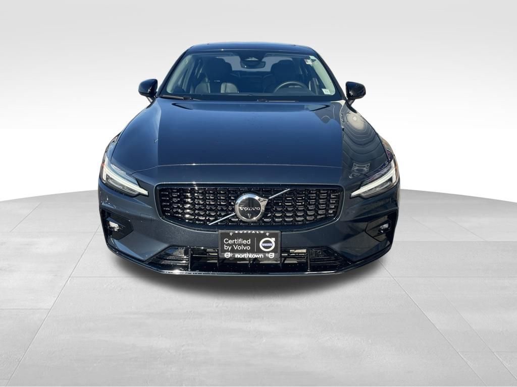 Certified 2023 Volvo S60 B5 Plus w/ Climate Package image 10