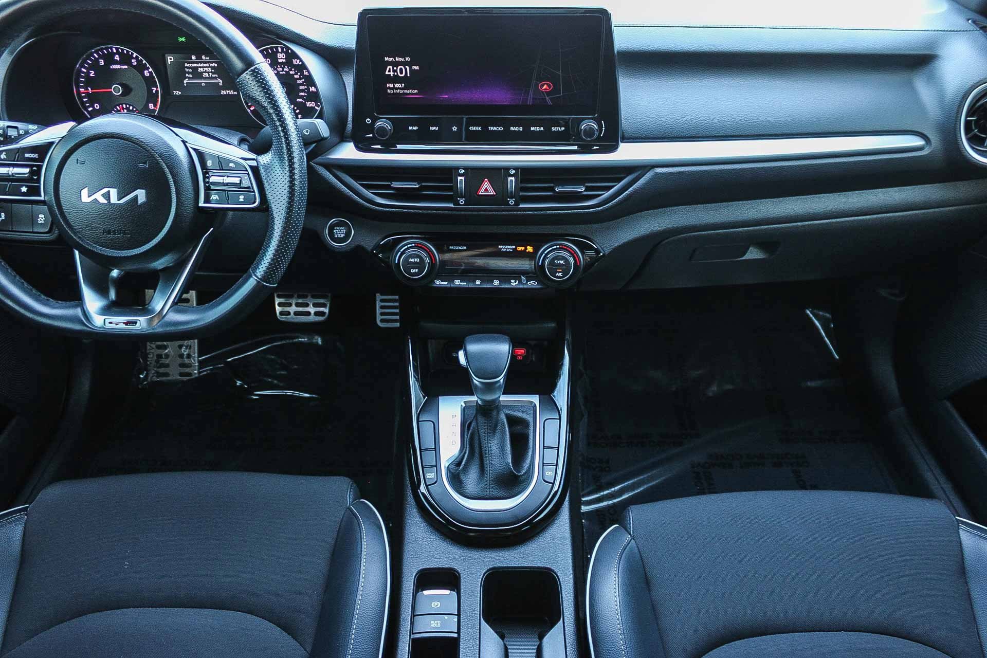 Used 2023 Kia Forte GT-Line w/ GT-Line Technology Package image 13