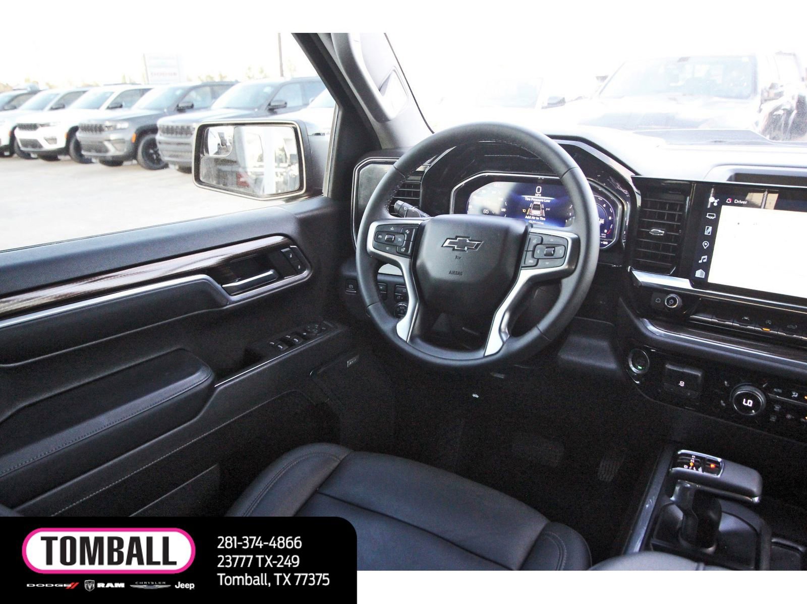 Used 2024 Chevrolet Silverado 1500 LT Trail Boss w/ Convenience Package II image 10