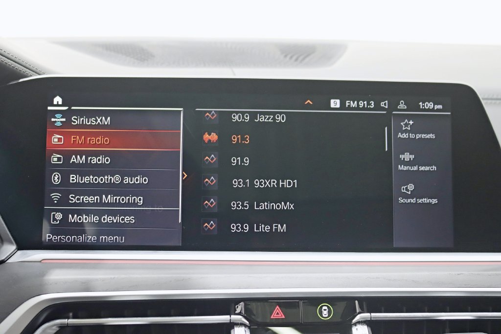 Used 2022 BMW X7 xDrive40i w/ Premium Package AWD/4WD image 21