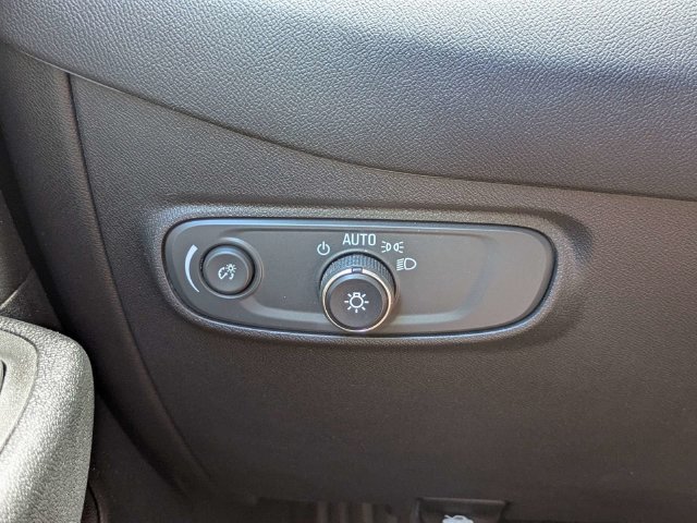 Used 2023 Chevrolet Equinox LS FWD image 25