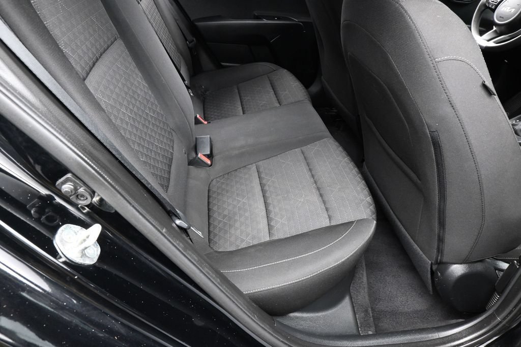 Used 2023 Kia Rio S FWD image 32