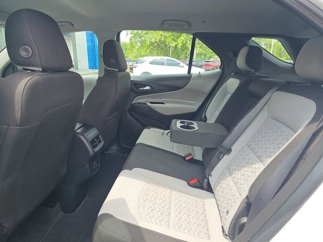 Used 2024 Chevrolet Equinox LS FWD image 24