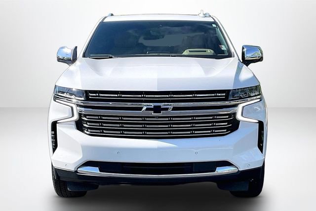 Used 2023 Chevrolet Suburban Premier AWD/4WD image 3