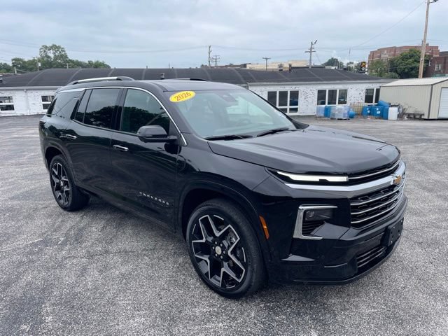 Used 2026 Chevrolet Traverse High Country w/ LPO, Floor Liner Package AWD/4WD image 3