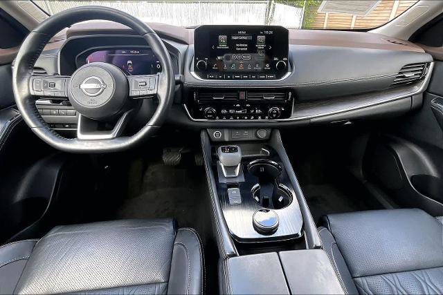 Certified 2023 Nissan Rogue Platinum w/ Platinum Premium Package AWD/4WD image 16