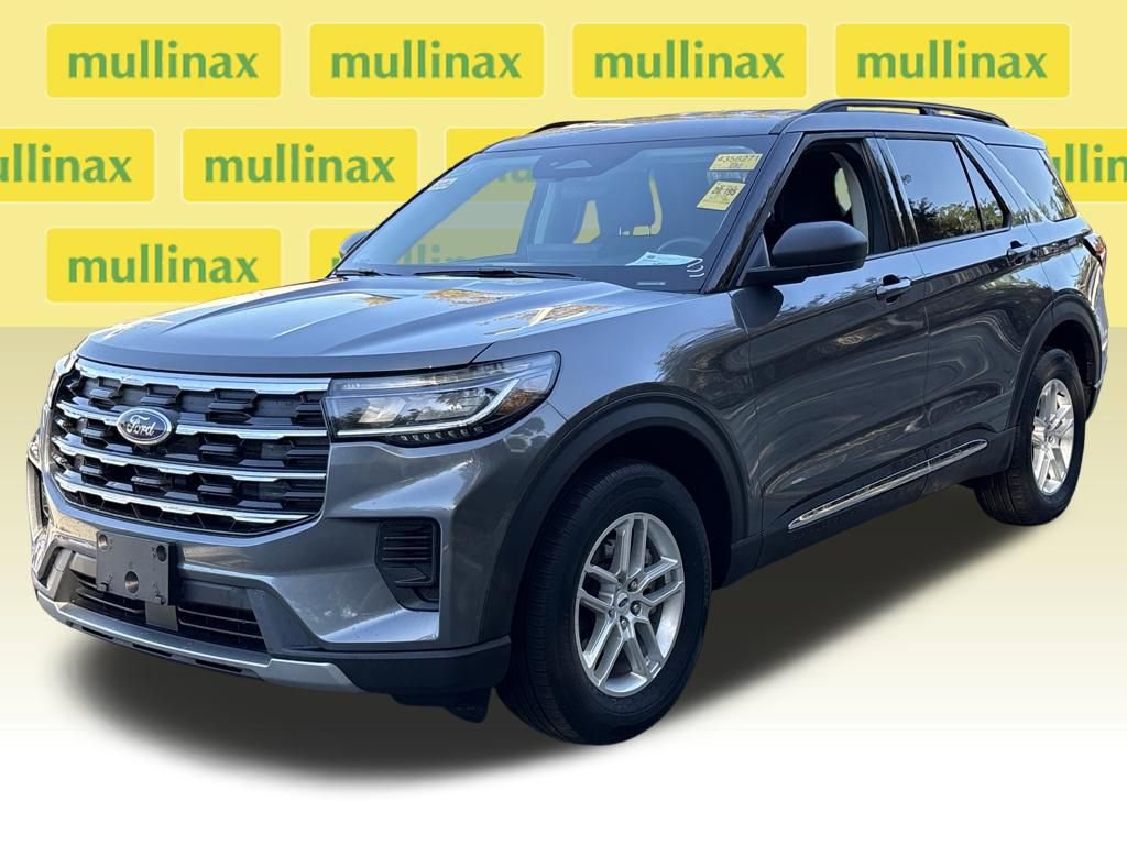 Used 2025 Ford Explorer Active image 12