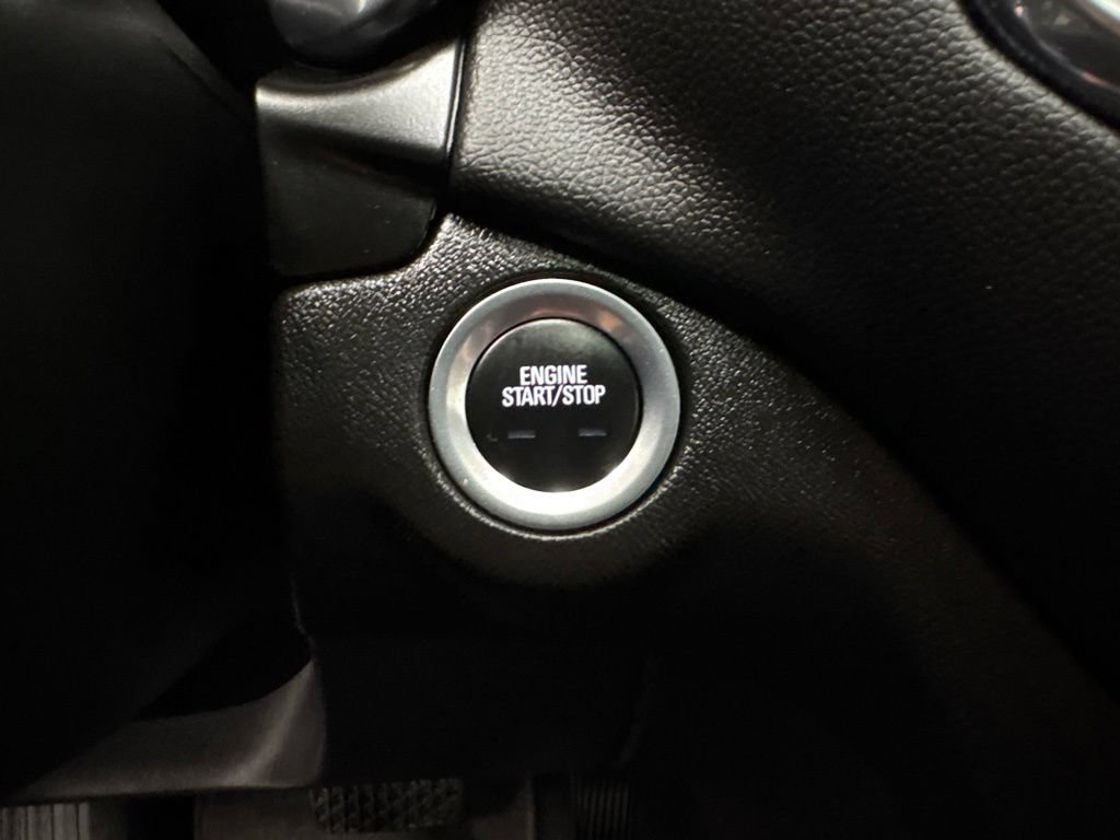 Used 2024 Chevrolet Equinox LT AWD/4WD image 23